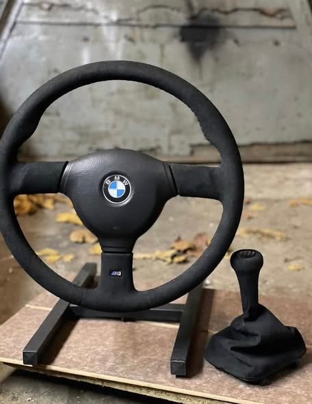 Volant M Tech 2 BMW + Pommeau de vitesse – OEM – Image 2