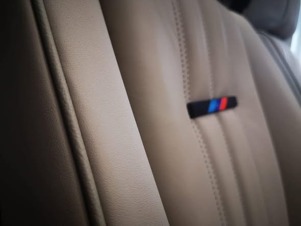 Sièges BMW E28 avant – Cuir Nappa OEM, confort premium – Image 7