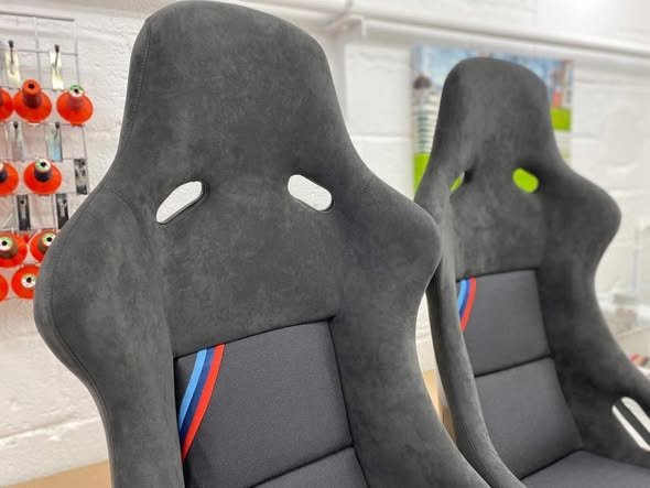 Sièges BMW E46 M3 CSL – Recaro Alcantara Premium – Image 4