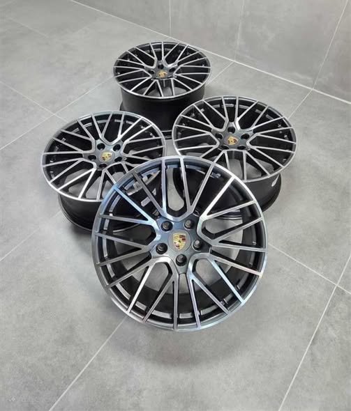 Jantes Porsche Cayenne Coupé – 21” Arrière – OEM – Image 2